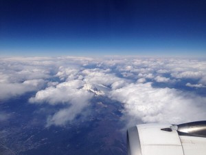 空の上から見た富士山画像